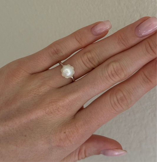 Serene Ring