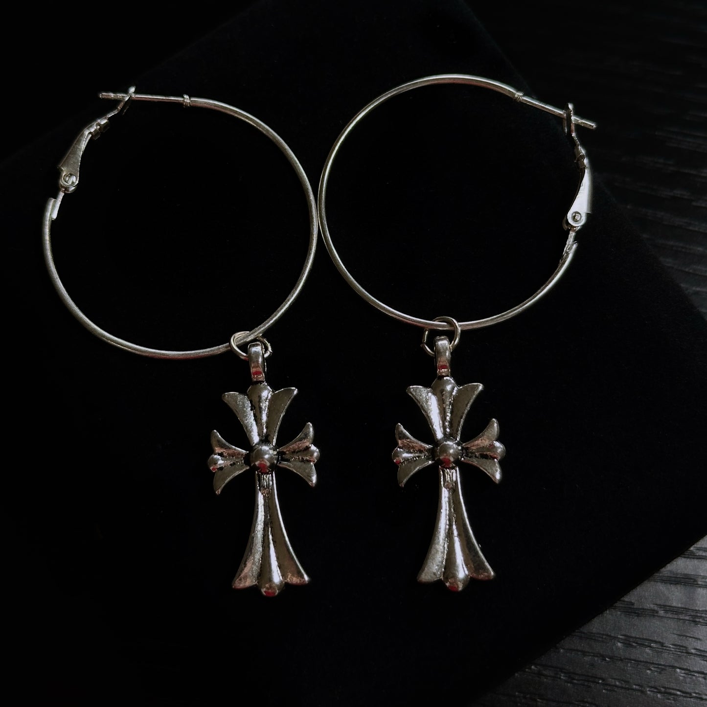LG Chrome Cross Hoops