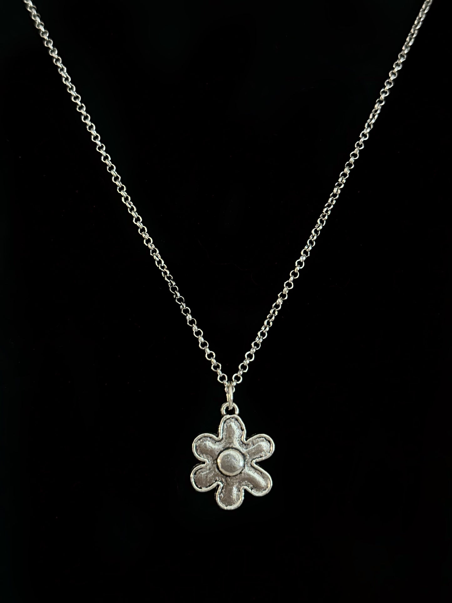 Daisy Dreams Necklace